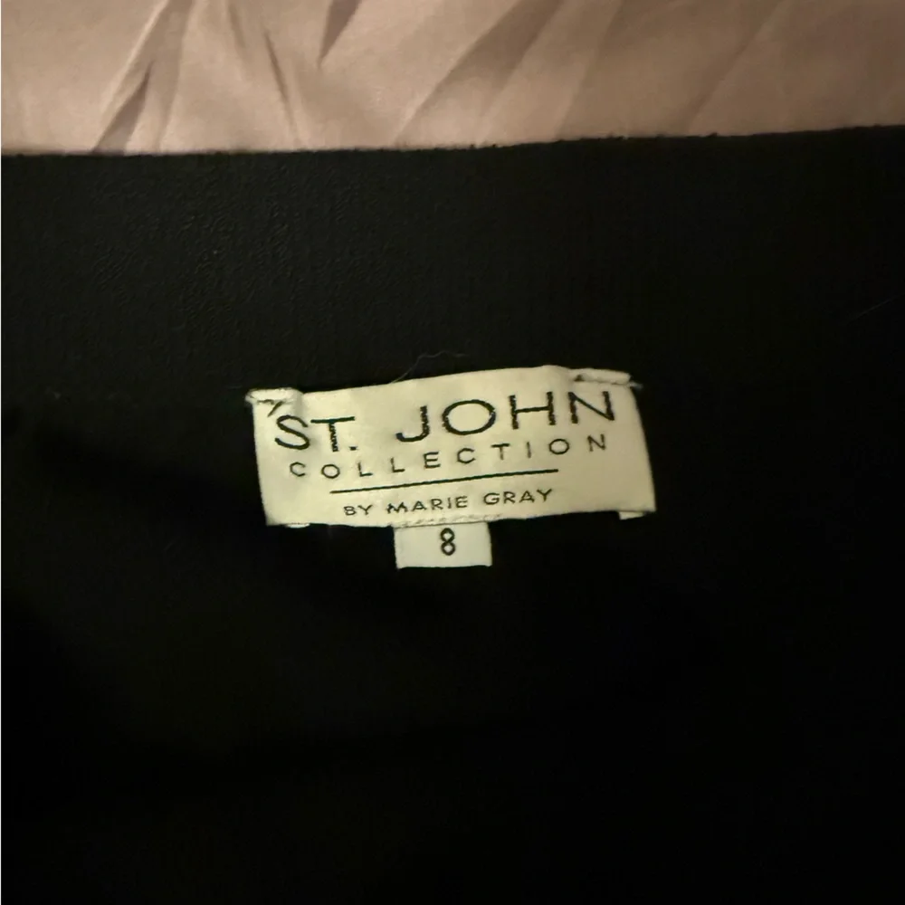 St. John knit skirt - Picture 2 of 2